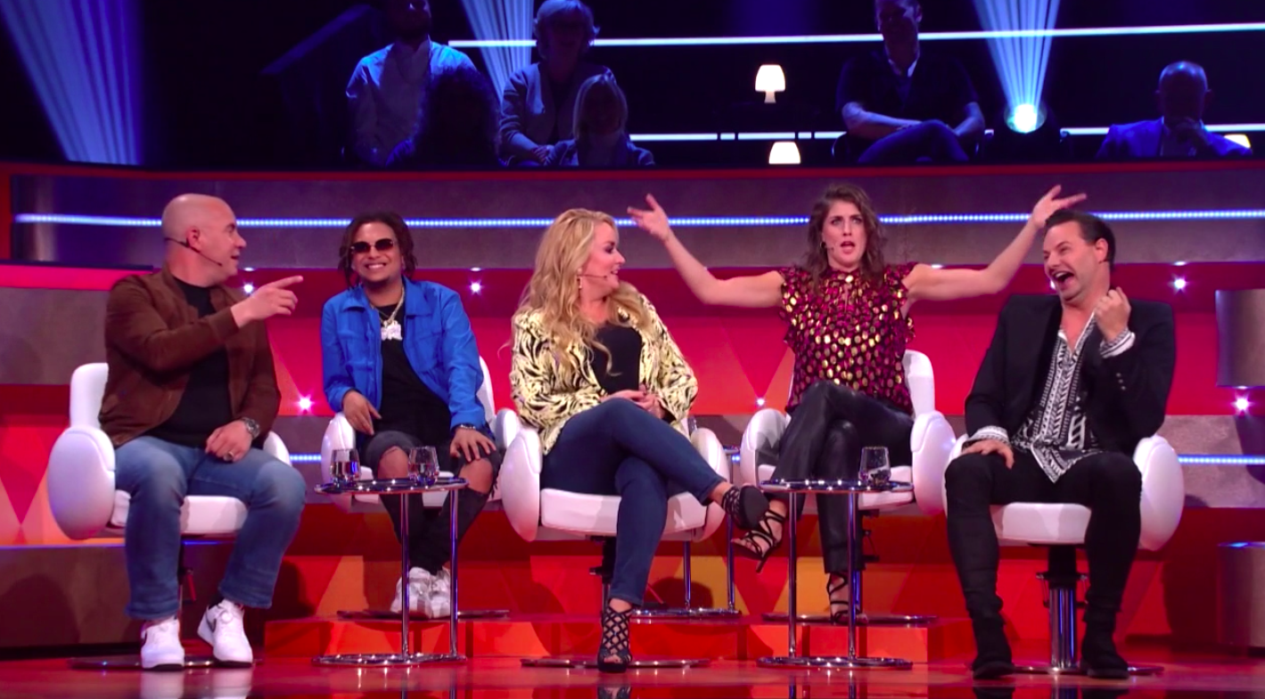 Marieke Elsinga maakt hilarische songtekstblunder in I Can See Your